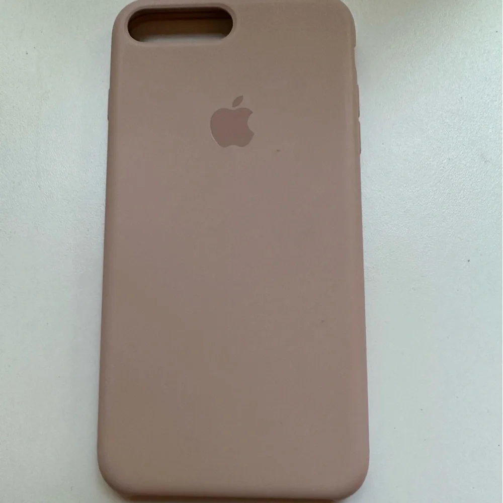 Apple Silicone Case for iPhone 8Plus / iPhone 7Plus (5.5”) Pink Sand + Addl Case